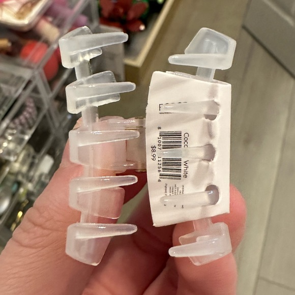 Teleties Tiny Hair Clip- Coconut/White - Picture 4 of 5